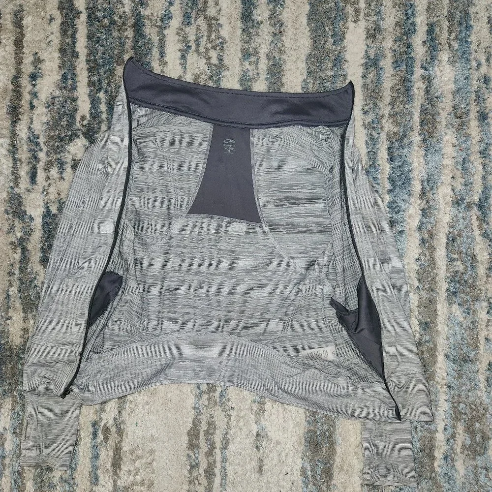 C9 by Champion Women's Cardio Jacket || Med || EUC - Picture 7 of 13